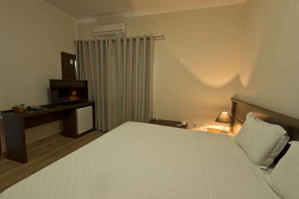 Grand Enio Hotel E Cantina Varginha  Εξωτερικό φωτογραφία