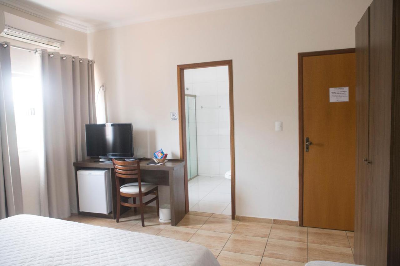 Grand Enio Hotel E Cantina Varginha  Εξωτερικό φωτογραφία
